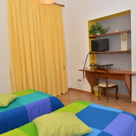 Casa Lungomare Bed & Breakfast
