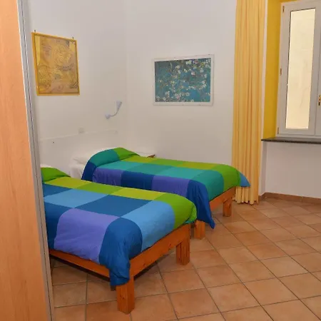 Bed & Breakfast Casa Lungomare 3*