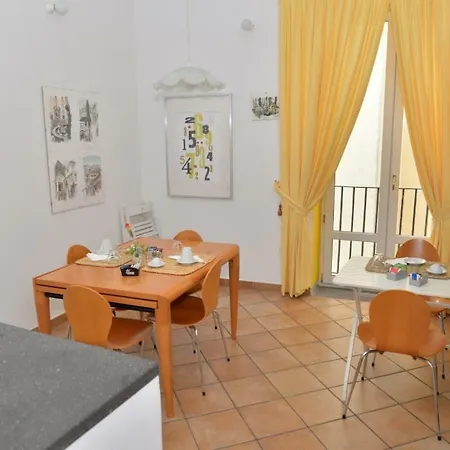 Casa Lungomare Bed & Breakfast 3*