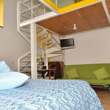 Casa Lungomare 3*